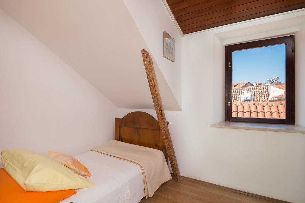 Apartment Patricia Trogir Exterior foto
