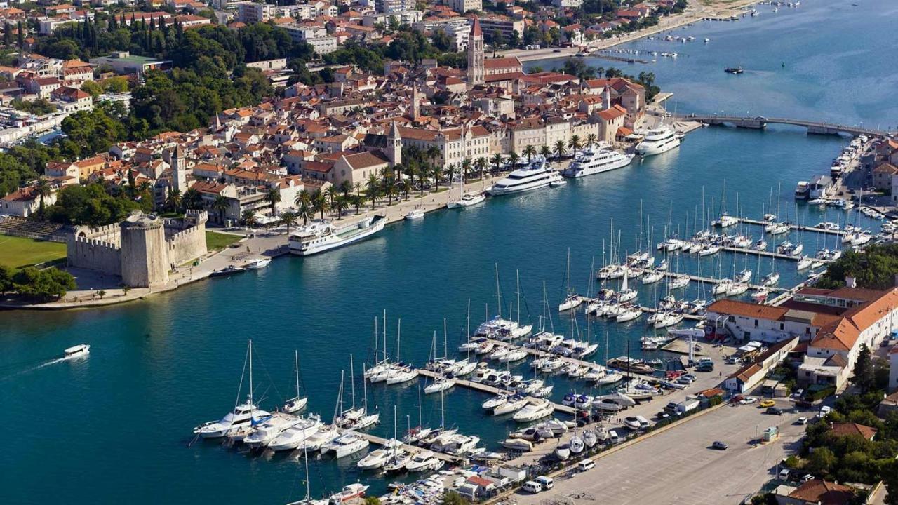 Apartment Patricia Trogir Exterior foto